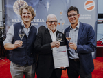 Sekt_049